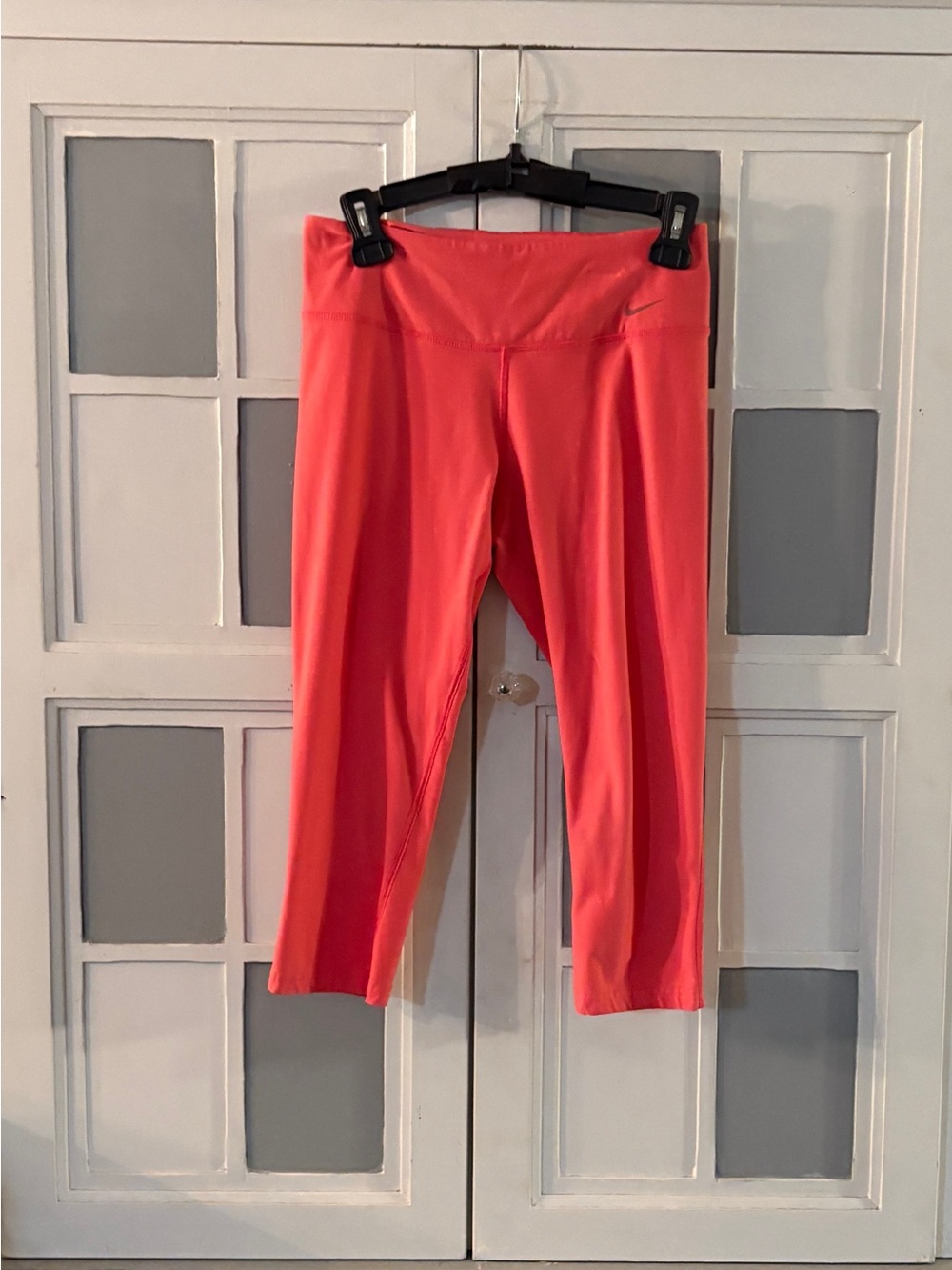 Nike Coral Crop Active Capris